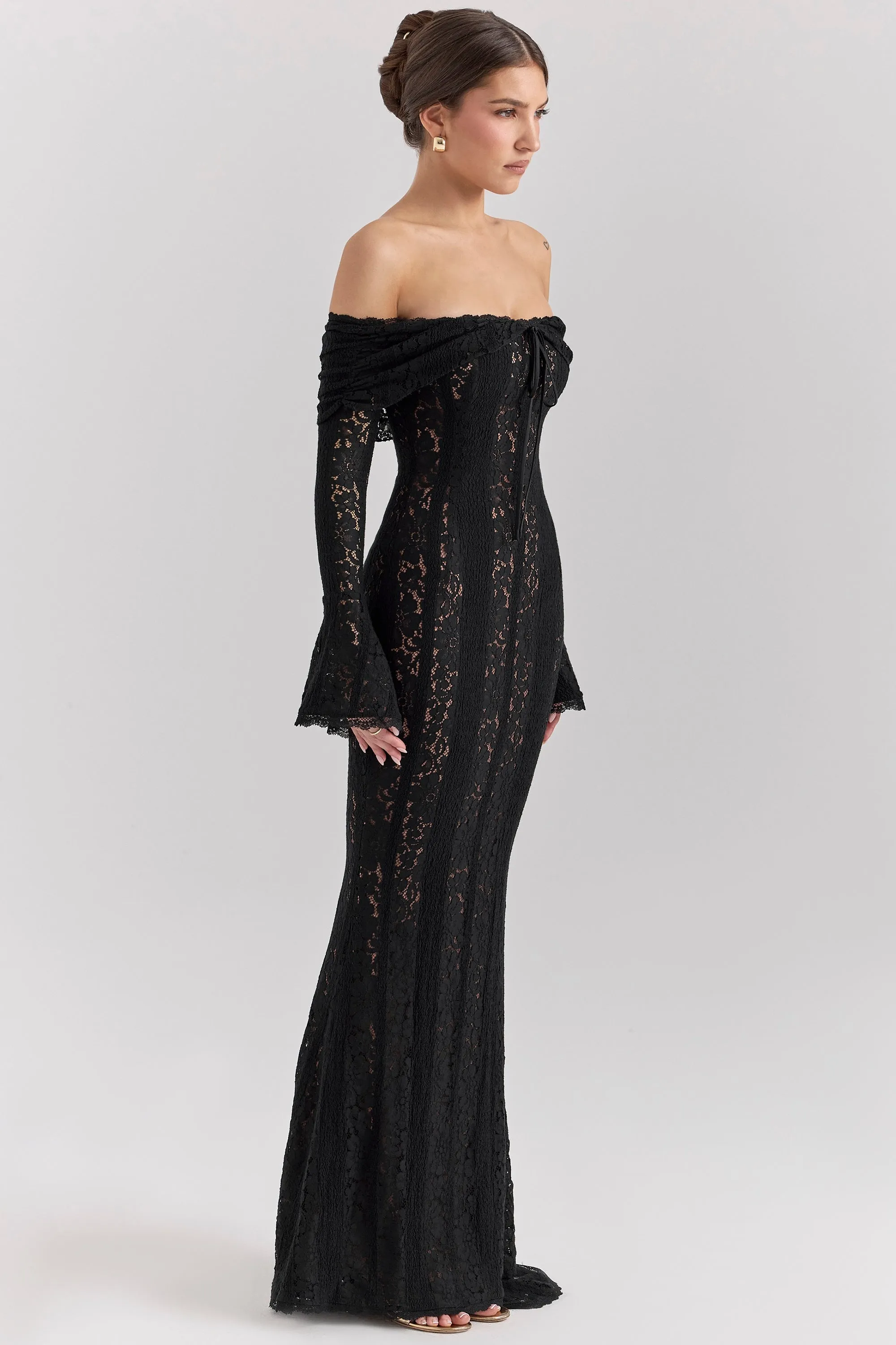 AEILA VINTAGE LACE MAXI DRESS-BLACK