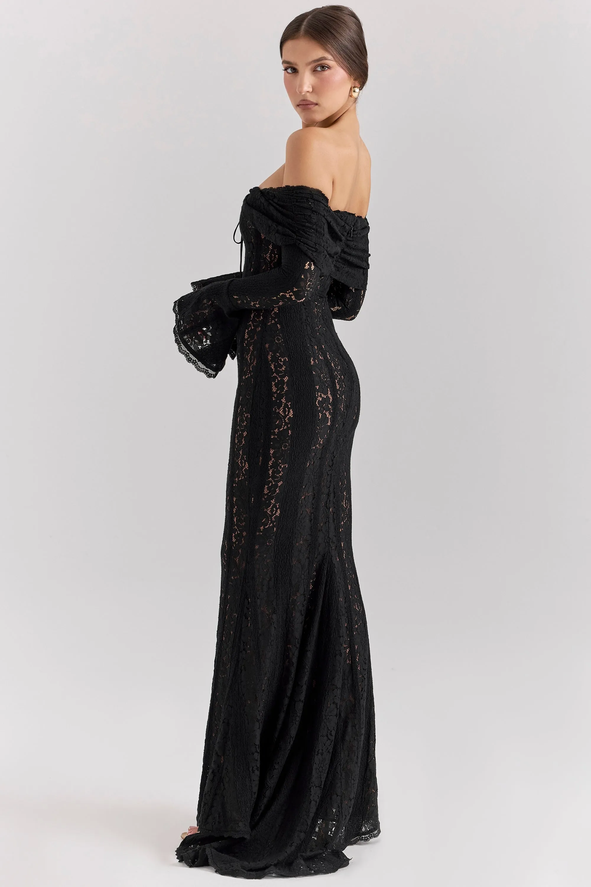 AEILA VINTAGE LACE MAXI DRESS-BLACK