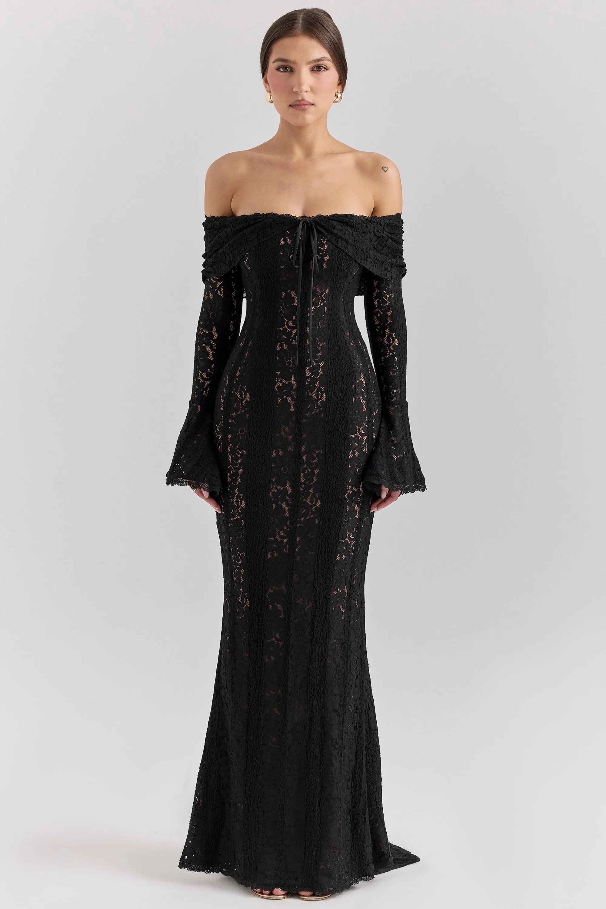 AEILA VINTAGE LACE MAXI DRESS-BLACK