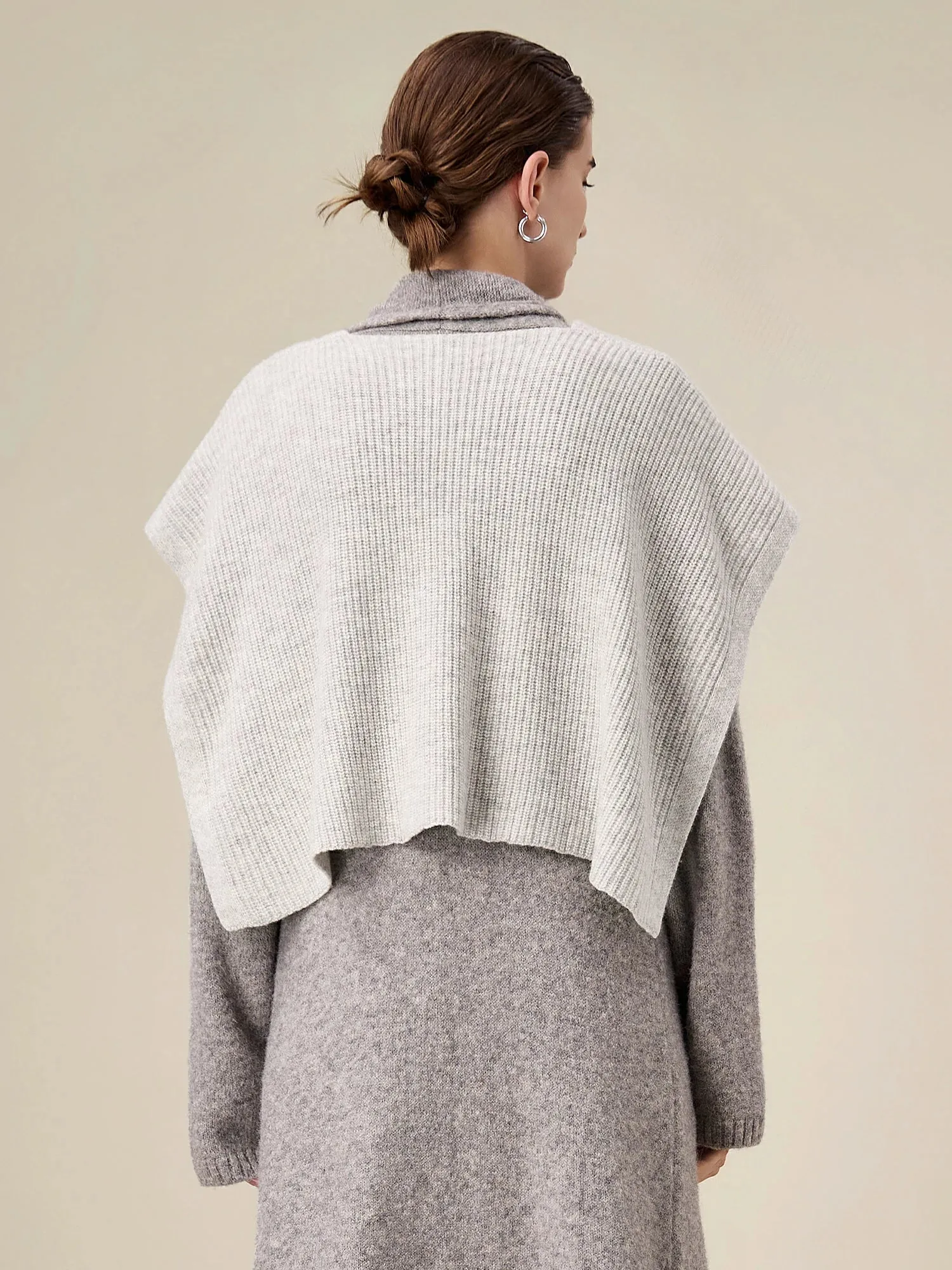 Amoretu Women's 100% Wool Chunky Knit Shawl