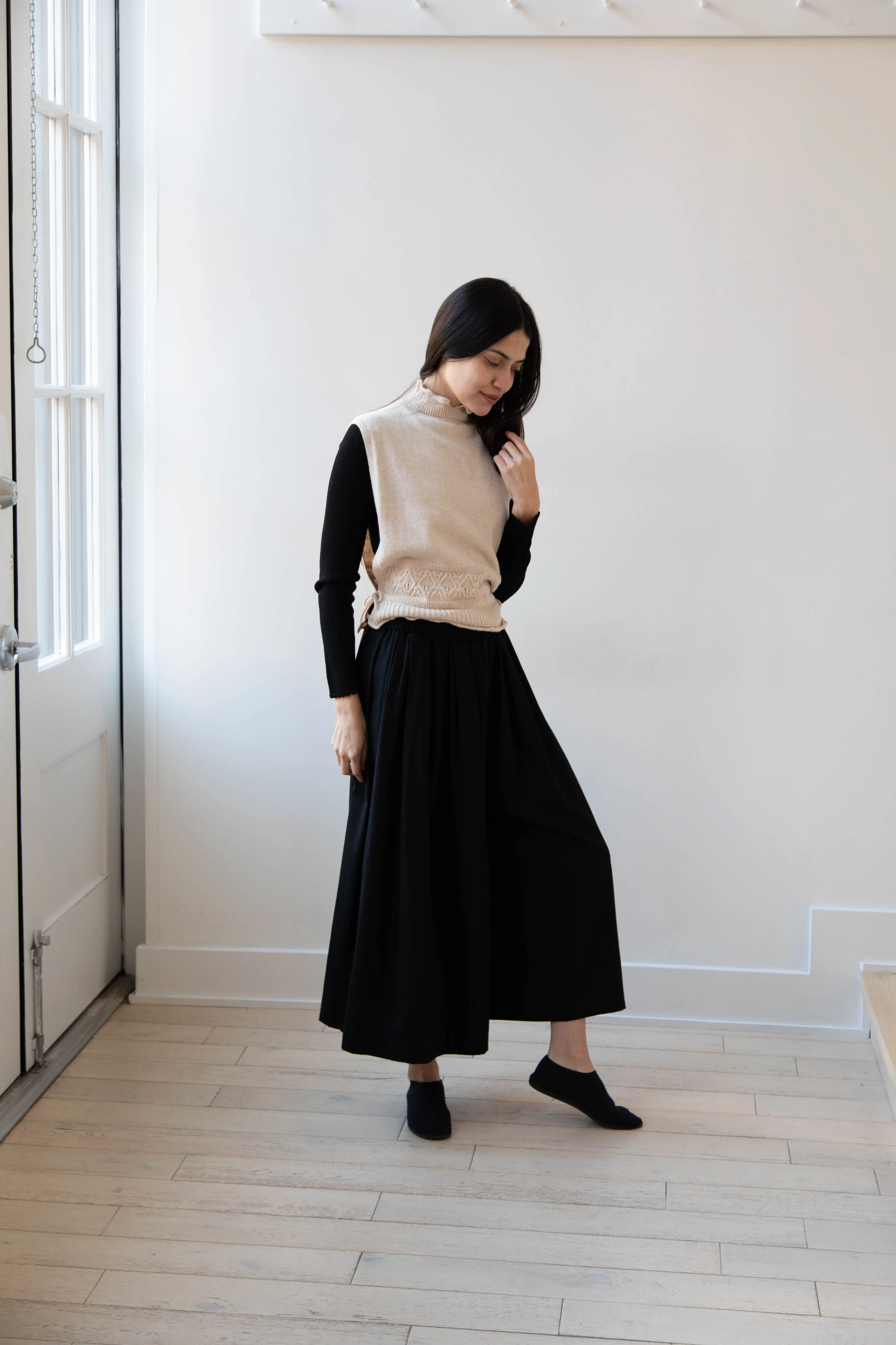 Antipast | Cotton Cashmere Knit Vest in Ivory