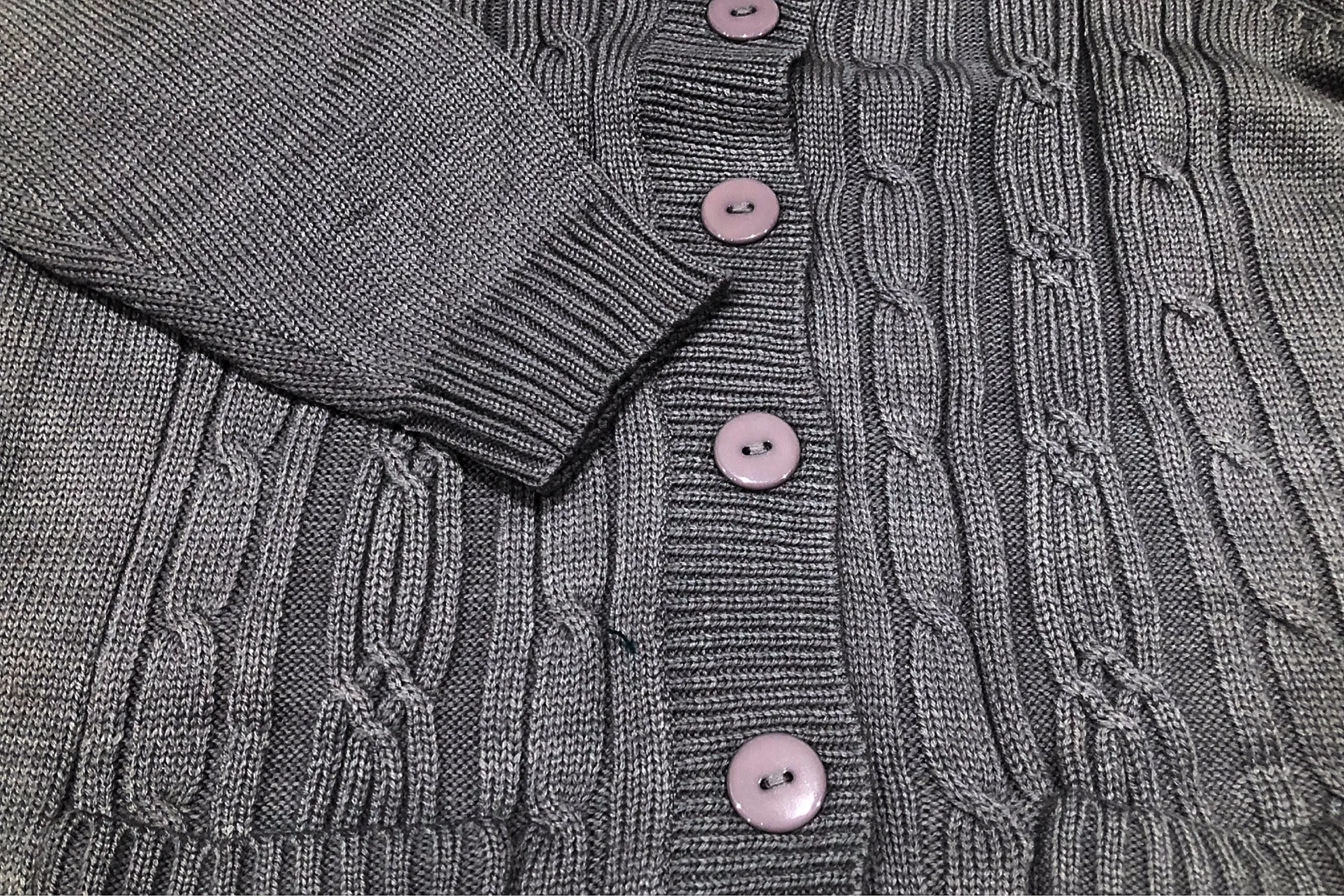 Chunky Cable Knit Sweater Cardigan (Grey)
