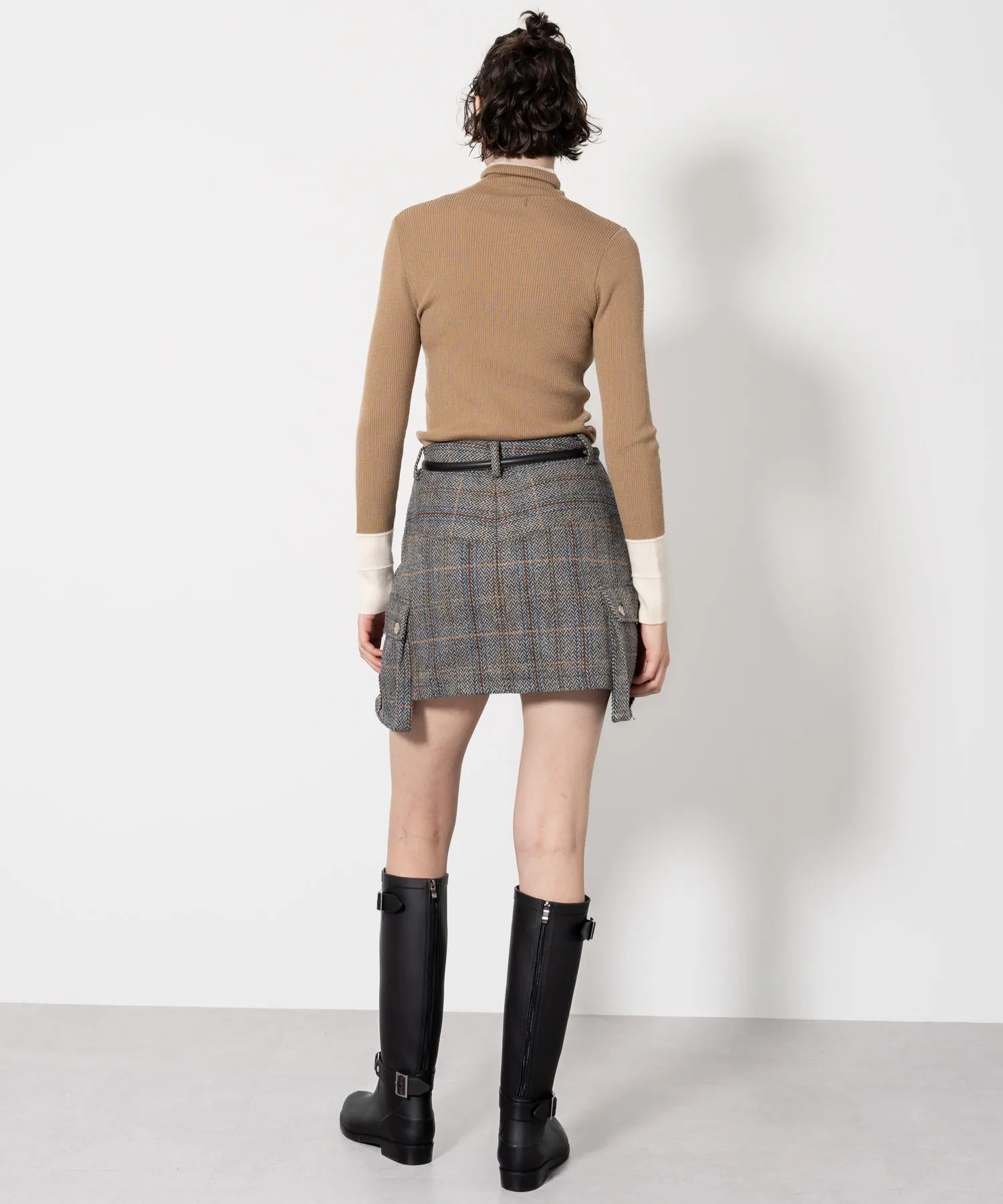 Color Block Rib Knit High Neck Wool Top