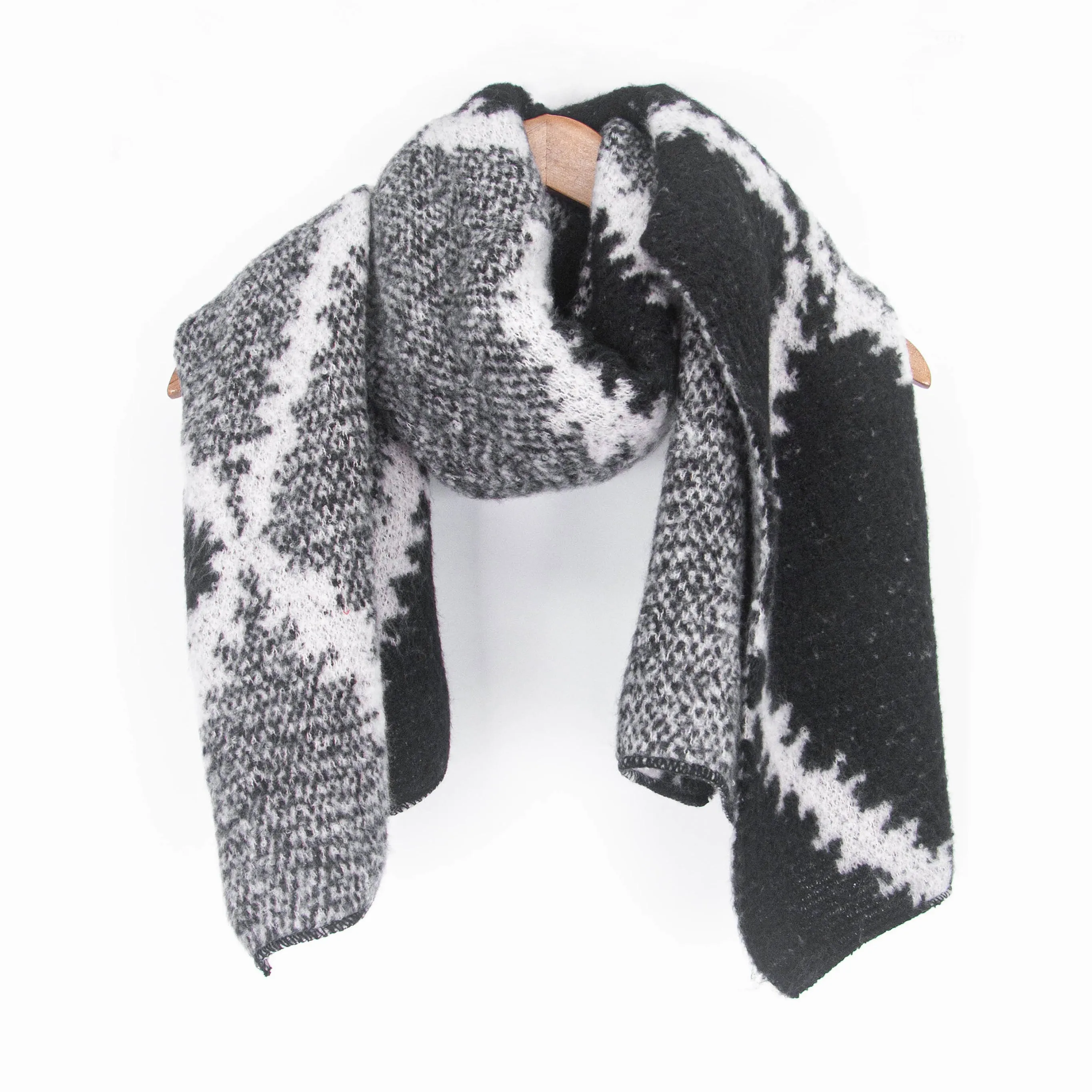 Dove Heavyweight Scarf - Grey/Black, Crosshatch