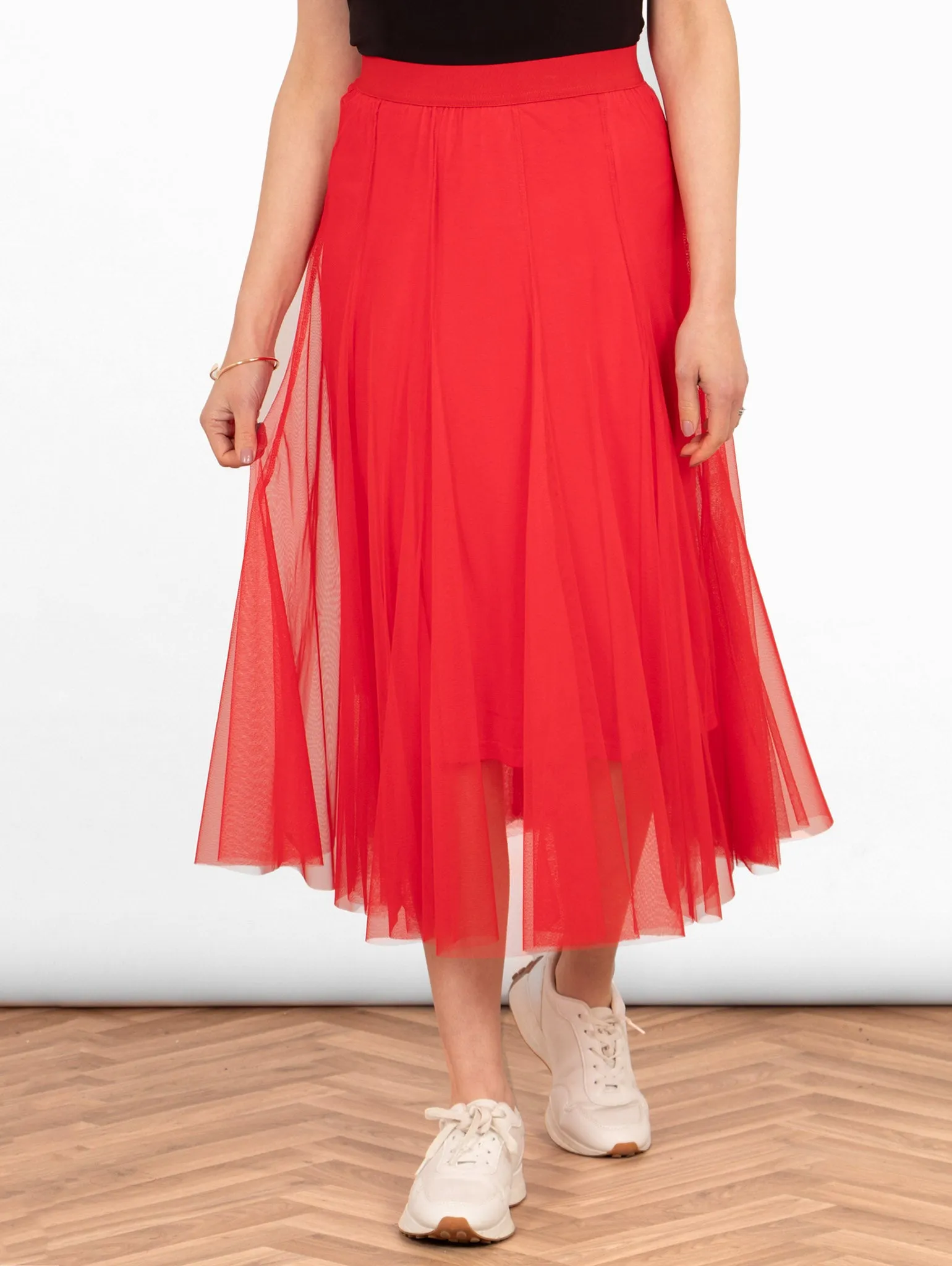 Eden Tulle Midaxi Swing Skirt- Red