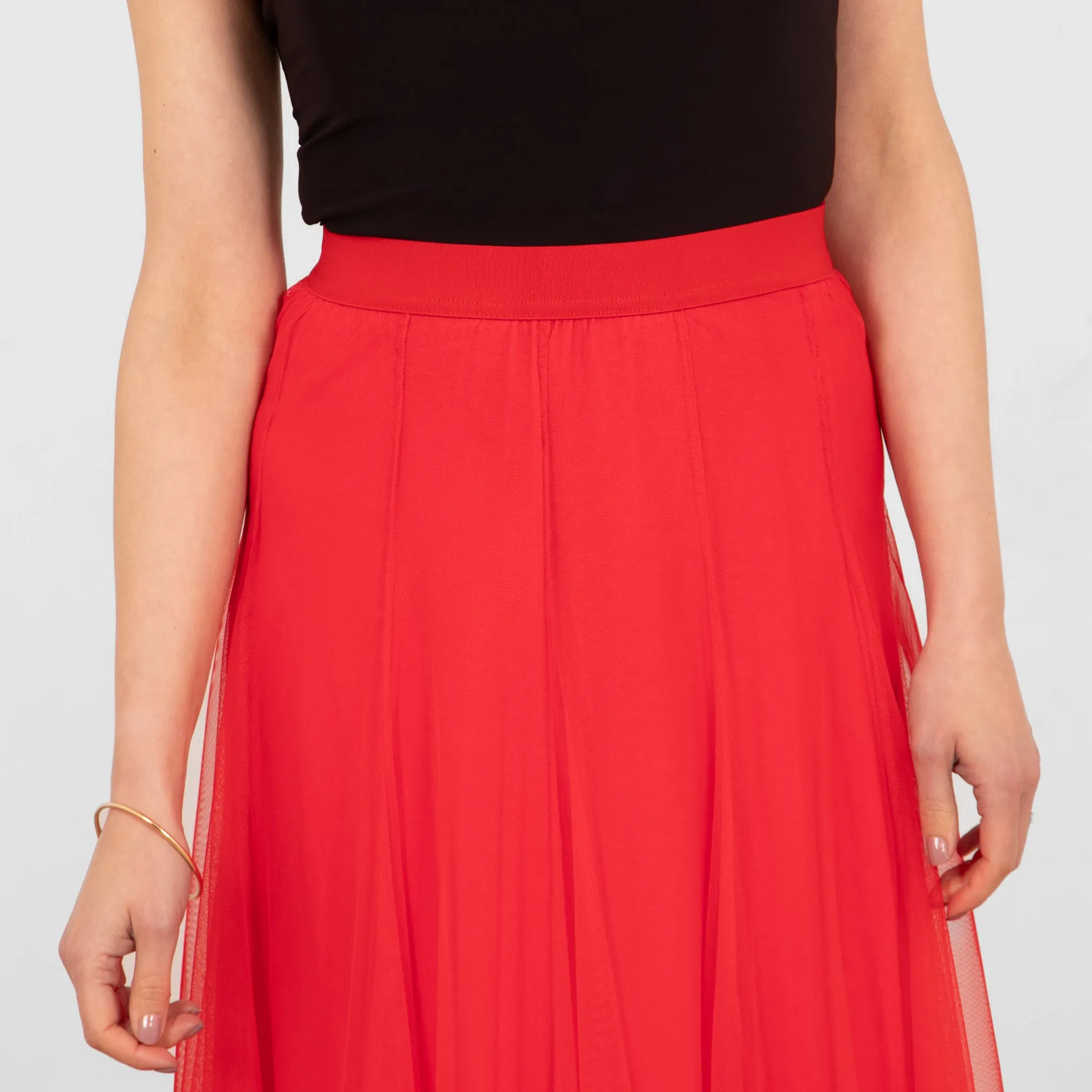 Eden Tulle Midaxi Swing Skirt- Red
