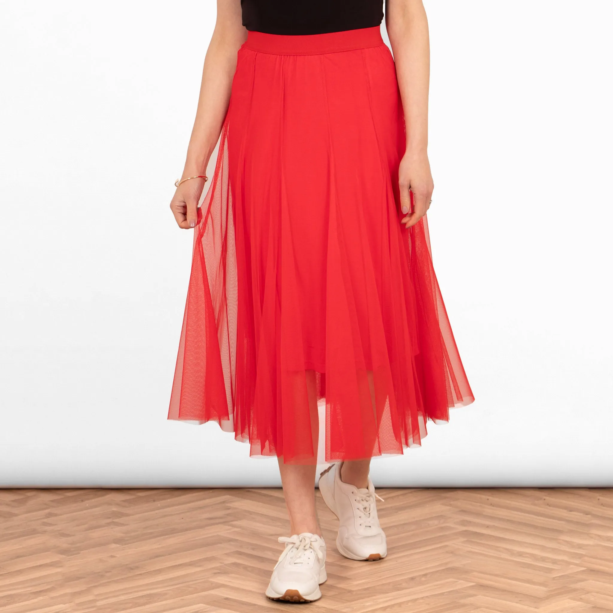 Eden Tulle Midaxi Swing Skirt- Red