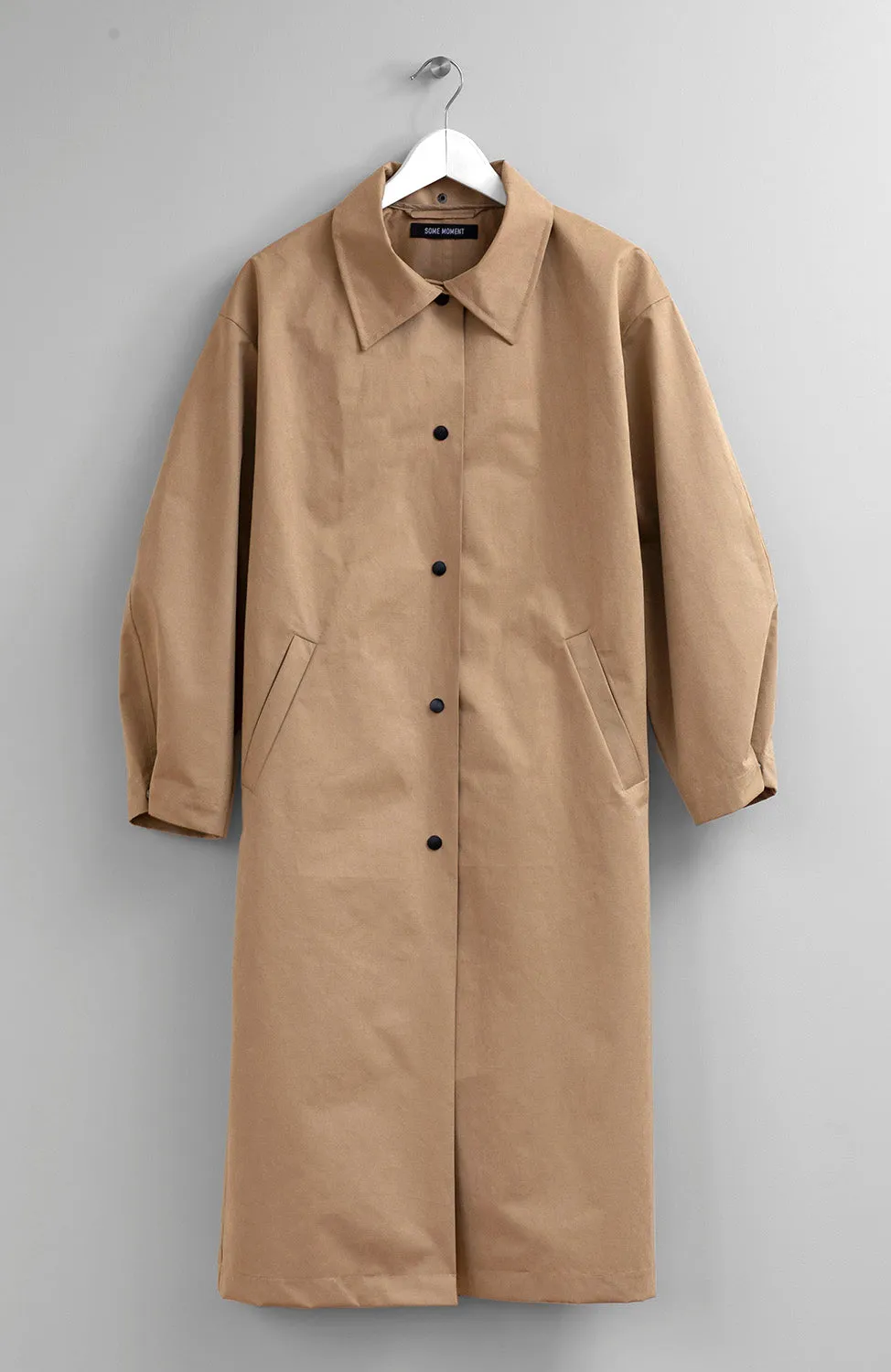 HOODED RAINCOAT