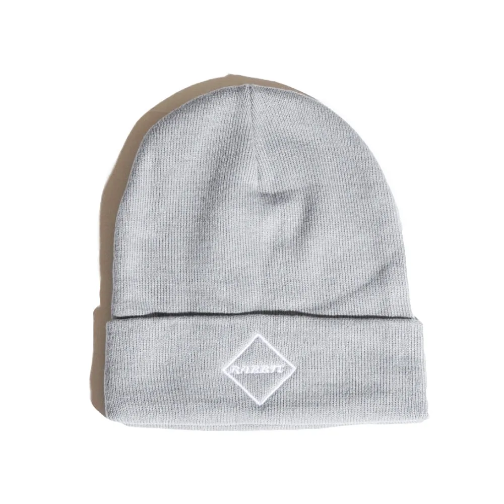 knit hat grey