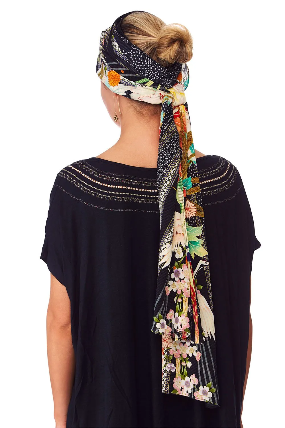 KNITTED HEAD BAND WITH SILK SCARF QUEEN OF KINGS