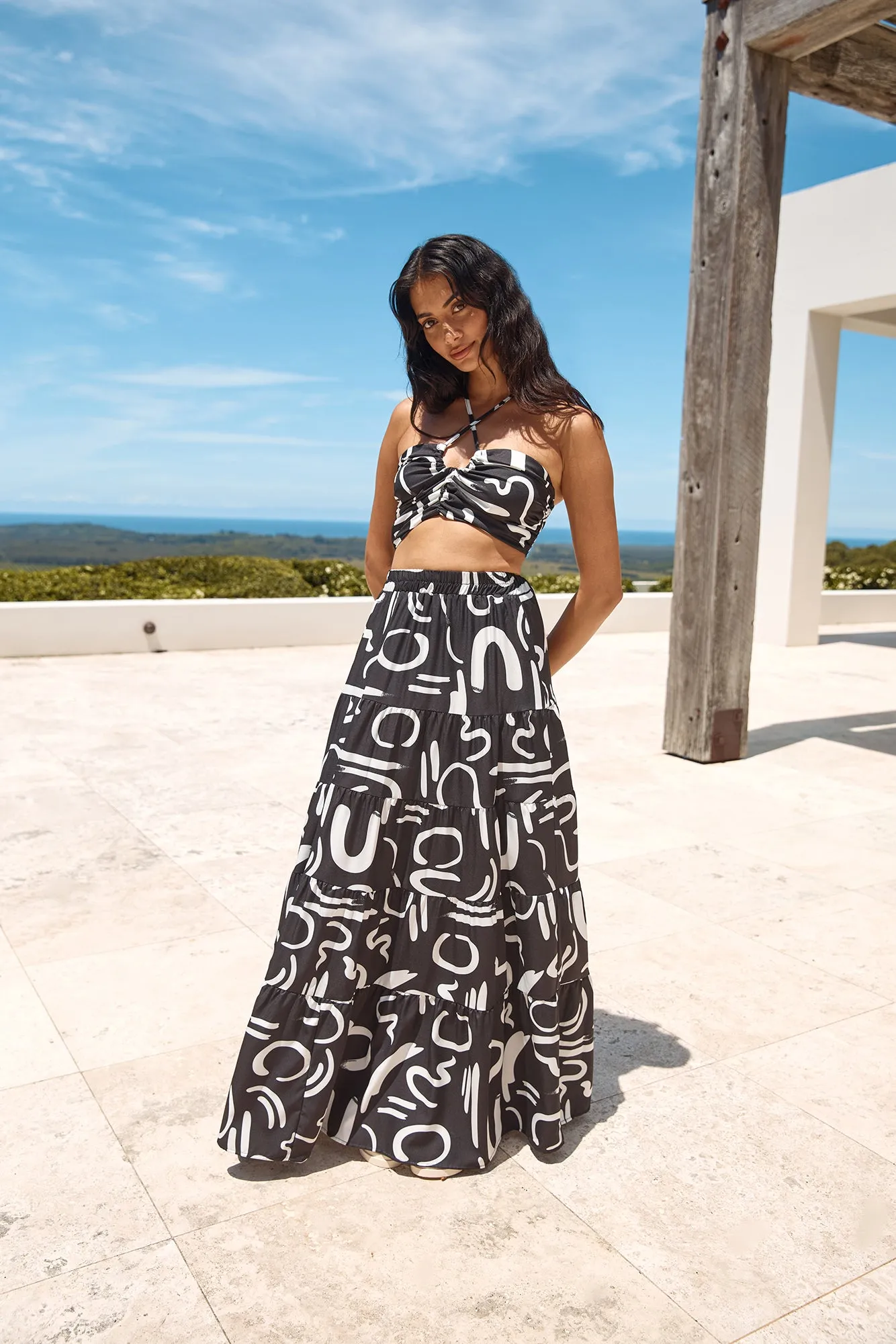 Panoramic Views Maxi Skirt Black