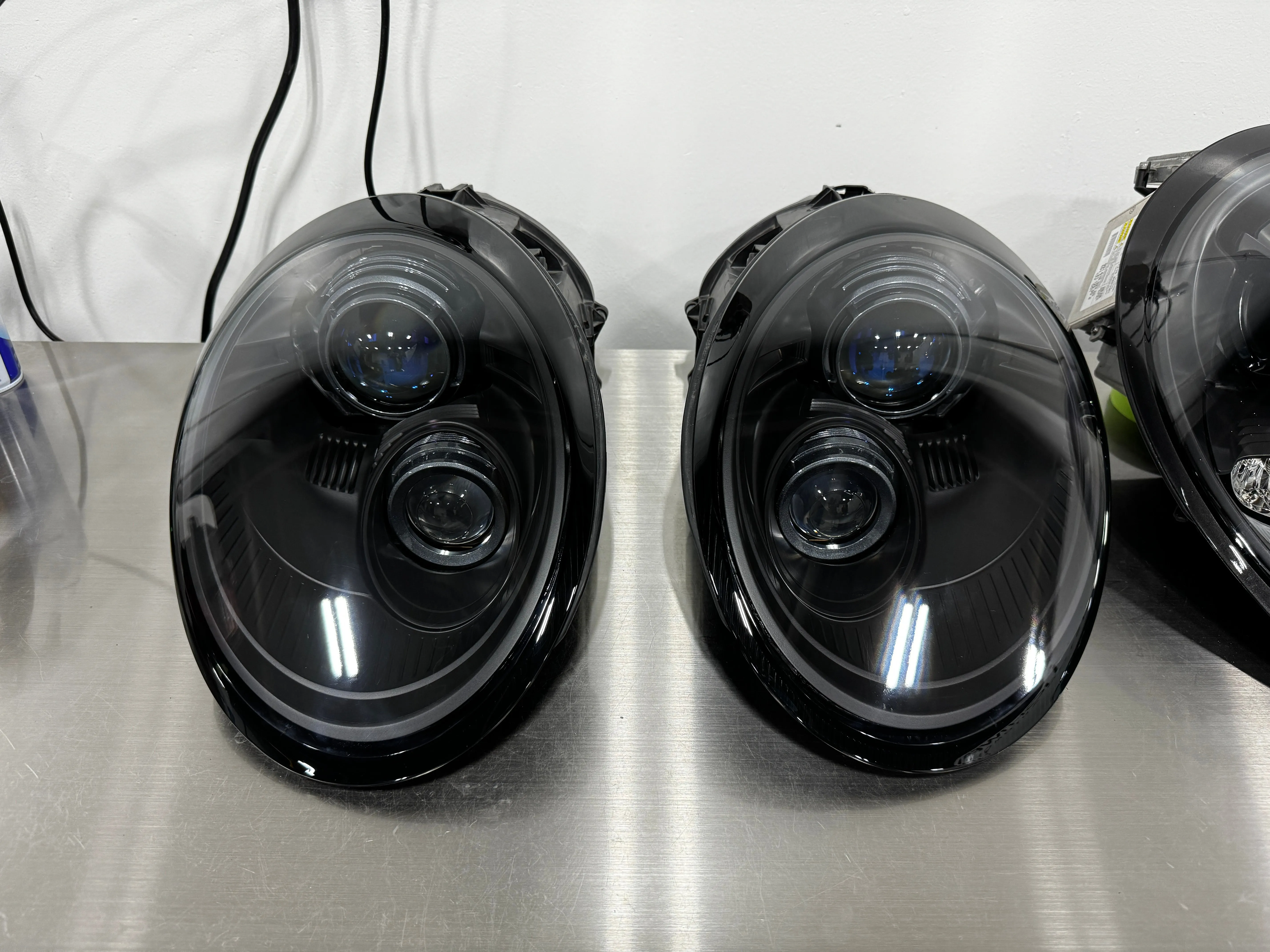 Porsche 911 Carrera 997 Headlight Lens Replacement Service (Adaptive)