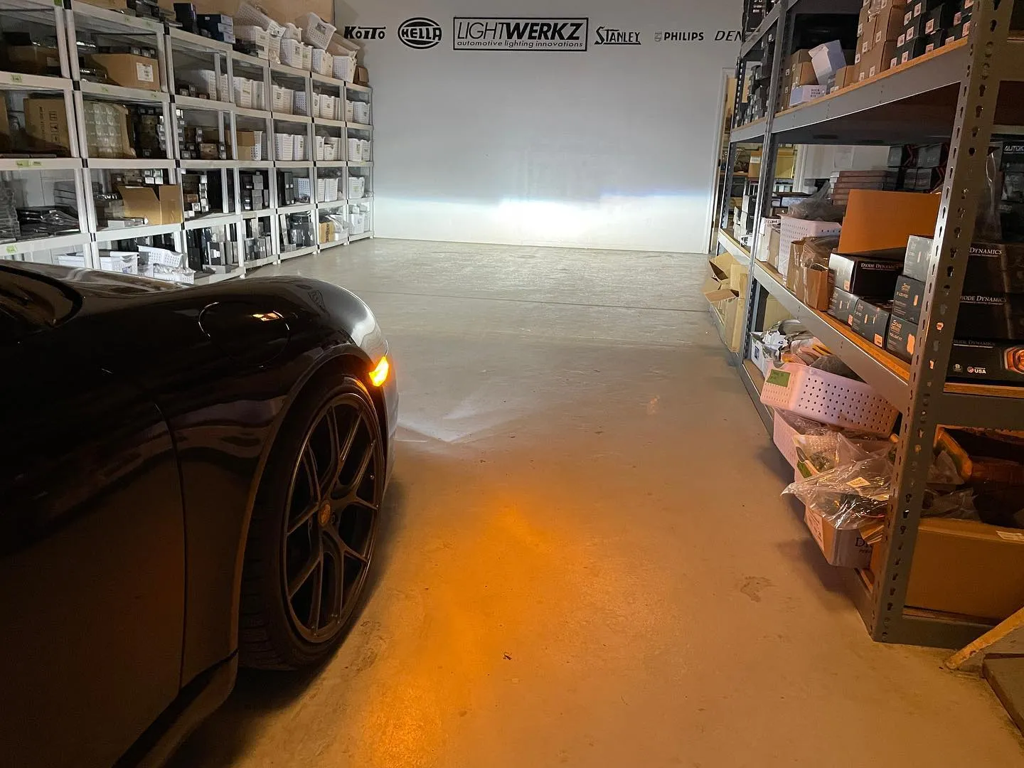 Porsche 911 Carrera 997 Headlight Lens Replacement Service (Non Adaptive)