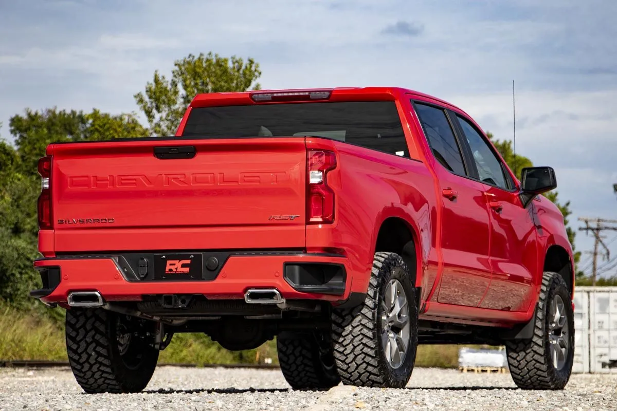 Rough Country Lift Kit Chevy Silverado 1500 2WD/4WD (19-22) [3.25" Lift] w/ or w/o Struts