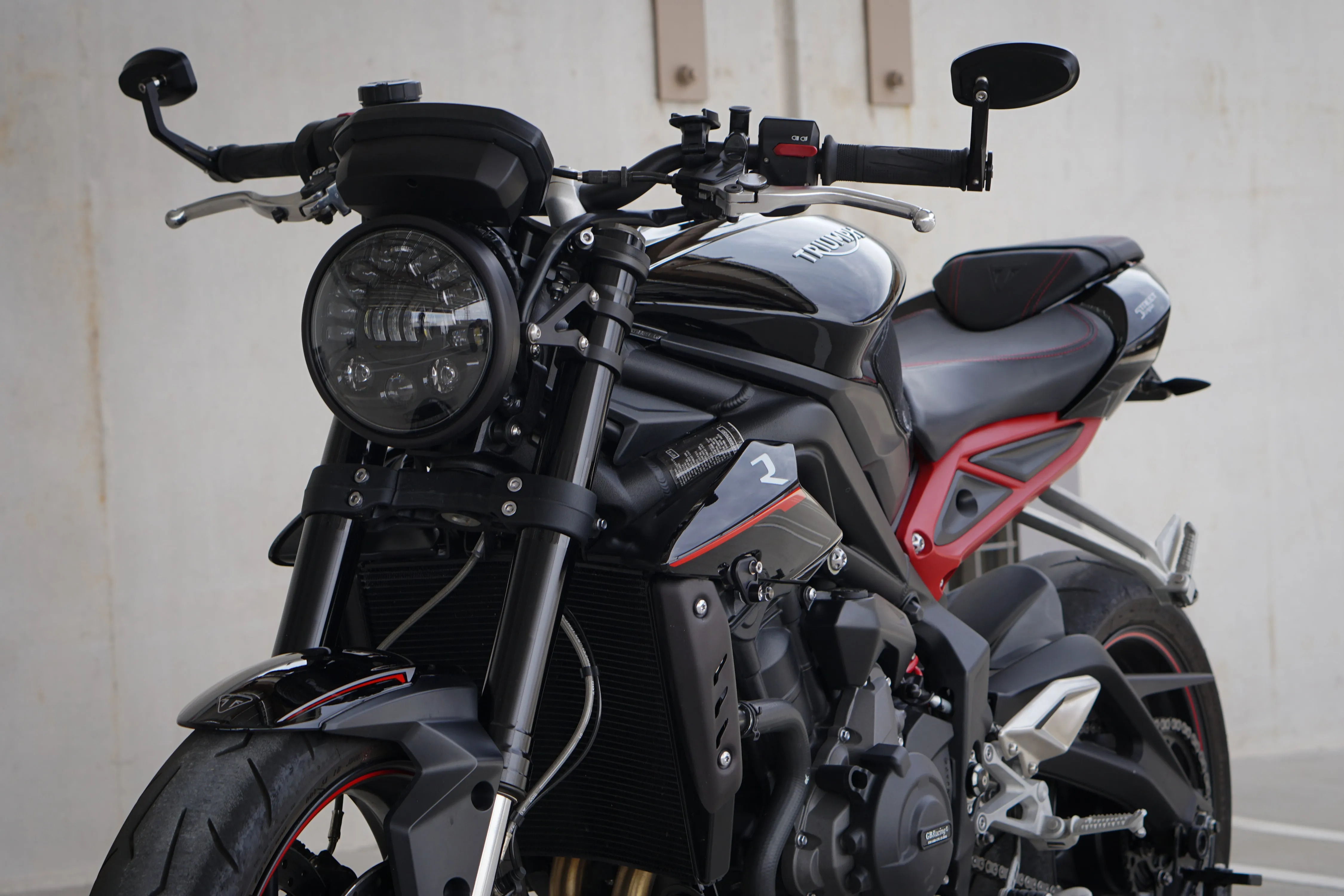 Street Triple 765 - Brogue Collective - 7" LED Naked Headlight Kit