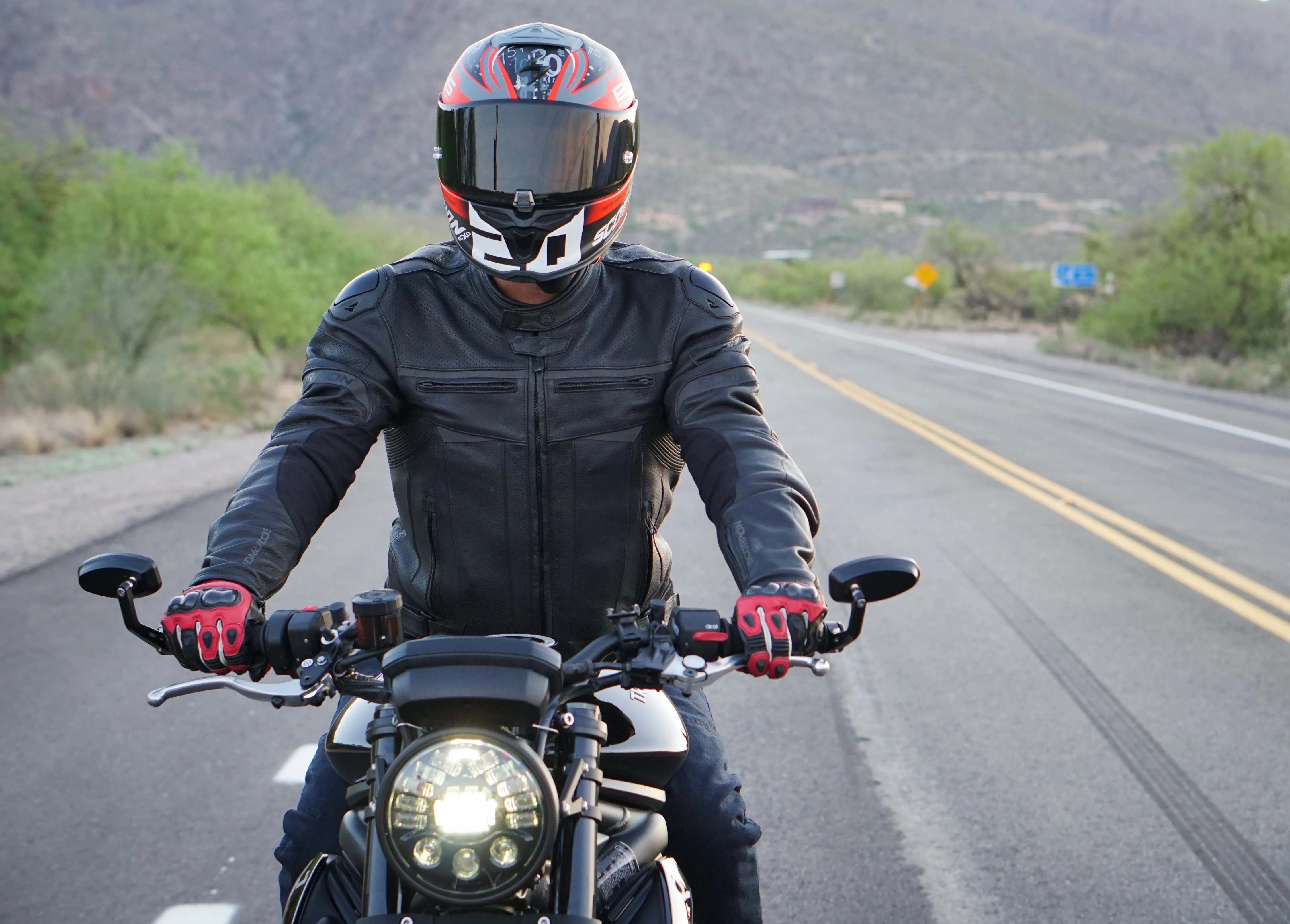 Street Triple 765 - Brogue Collective - 7" LED Naked Headlight Kit