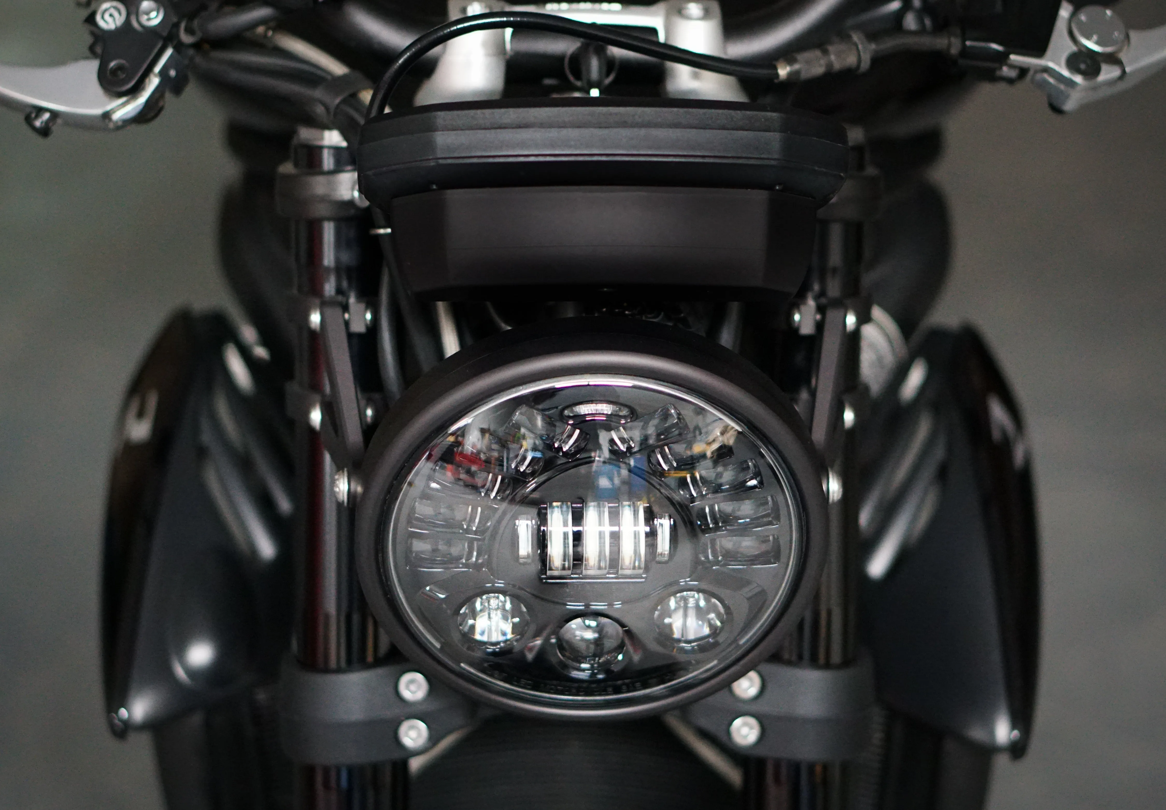 Street Triple 765 - Brogue Collective - 7" LED Naked Headlight Kit