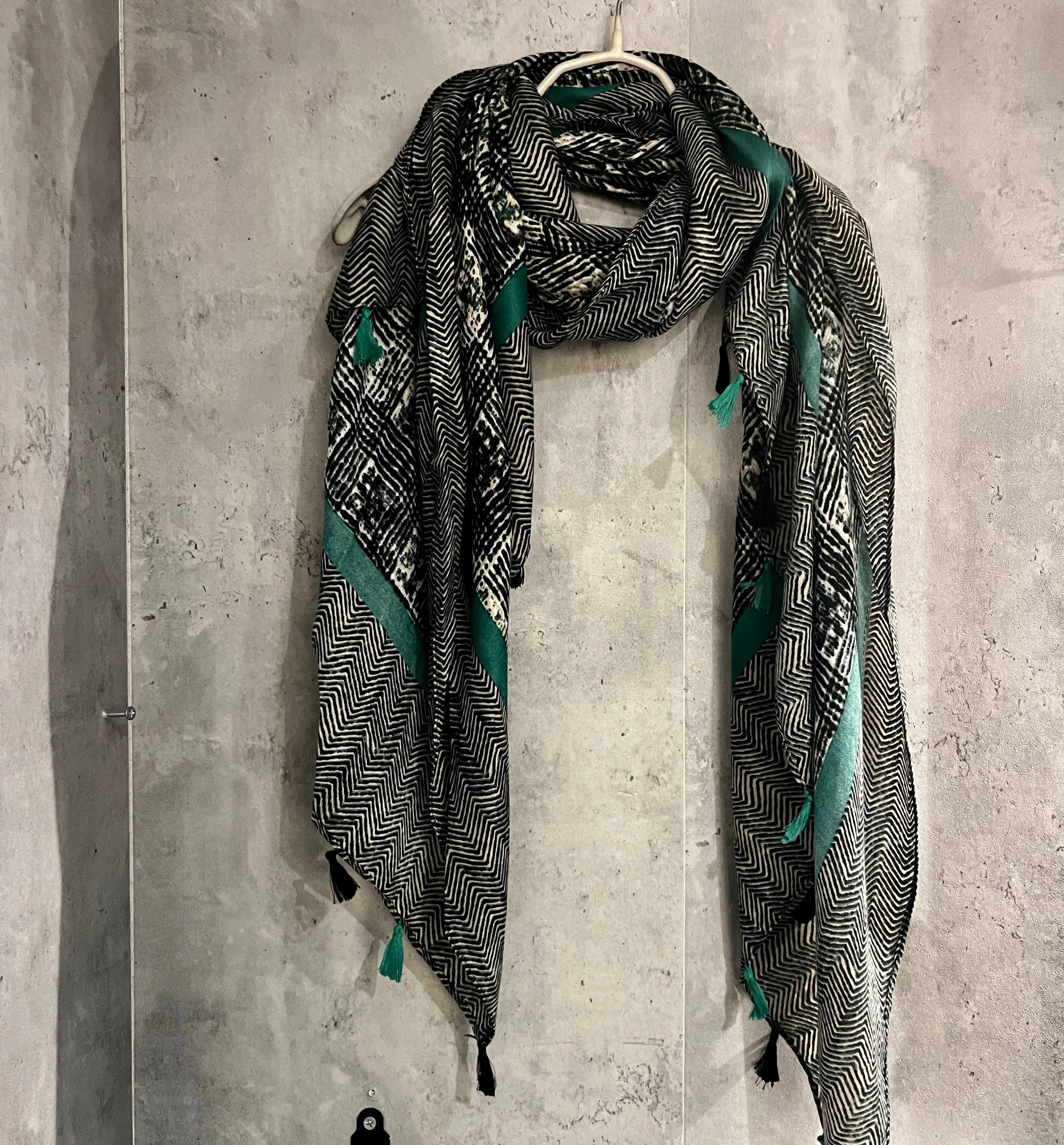 Tweed Pattern With Green Trim Tassels Cotton Scarf/Summer Autumn Winter Scarf/Gifts For Her Birthday Christmas/Gift For Mum/UK Seller