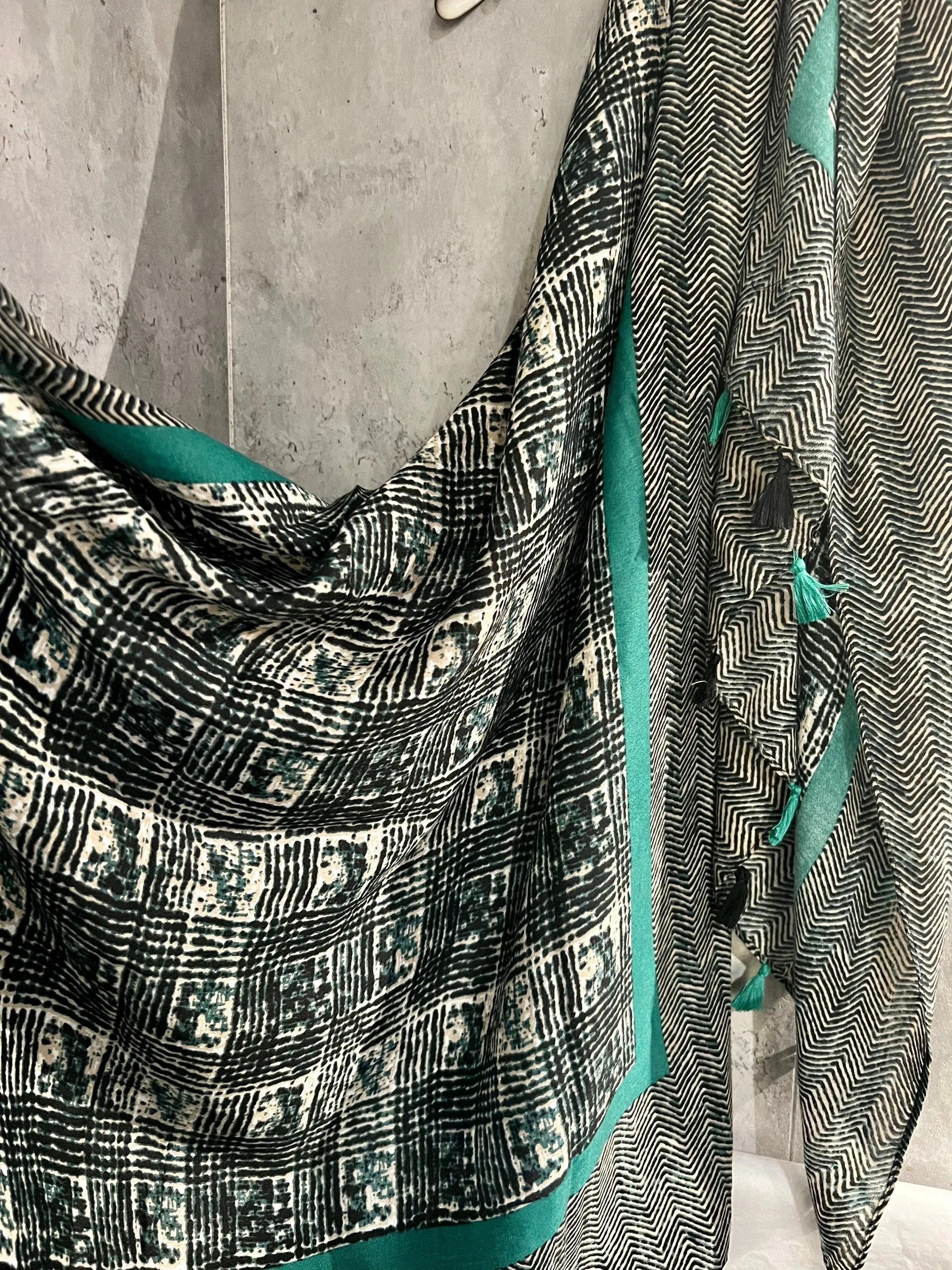 Tweed Pattern With Green Trim Tassels Cotton Scarf/Summer Autumn Winter Scarf/Gifts For Her Birthday Christmas/Gift For Mum/UK Seller