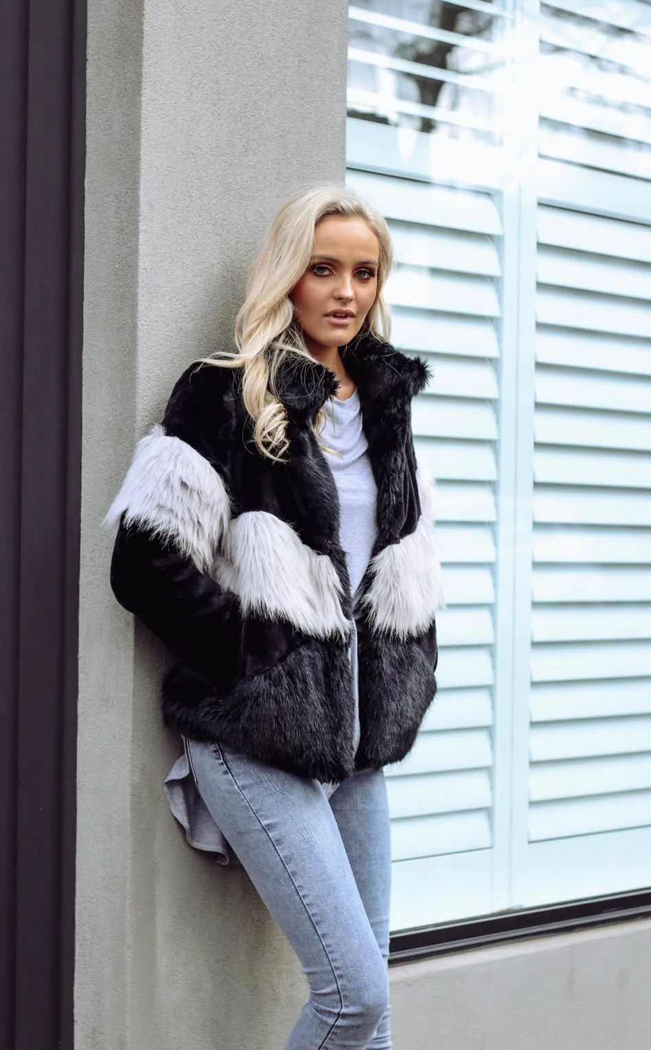TWO TONE FAUX FUR COAT