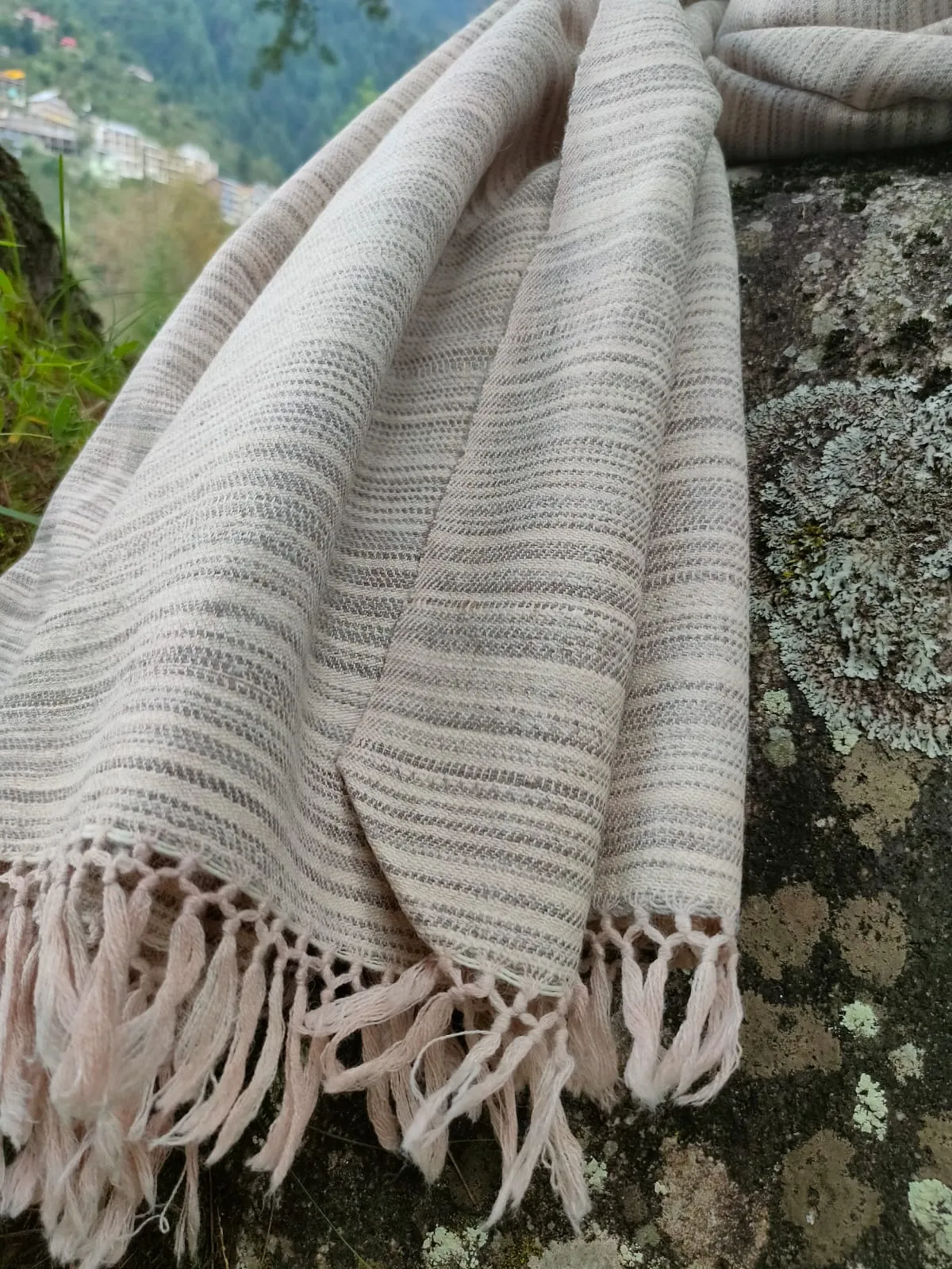 Unisex wool throw