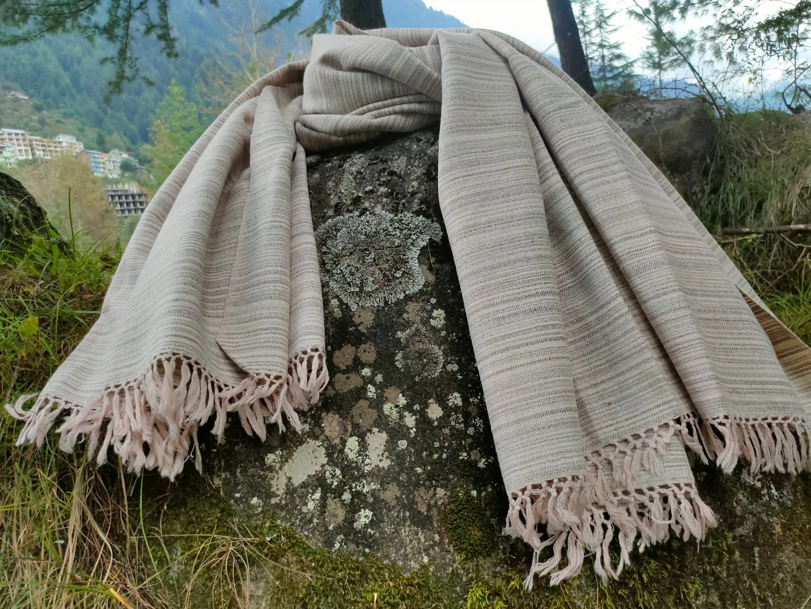 Unisex wool throw