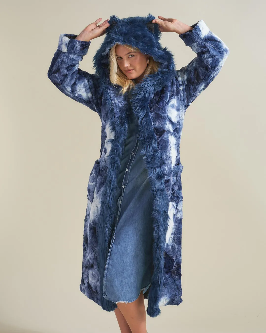 Water Wolf Classic Faux Fur Style Robe | Women's